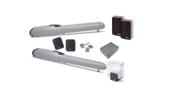 Kit automatizare poartă batantă Nice Wingo 3524 cu brațe, modul control, fotocelule și lampă